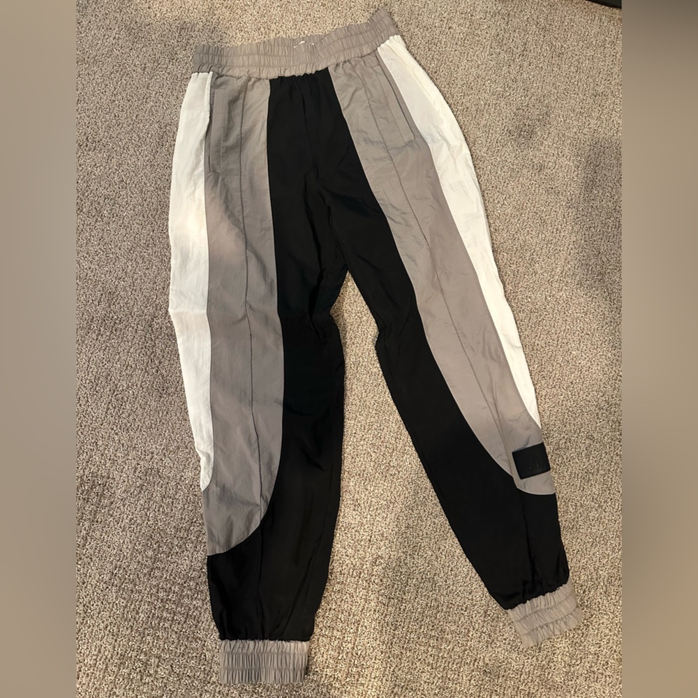 PALM ANGELES WINDBREAKER JOGGERS